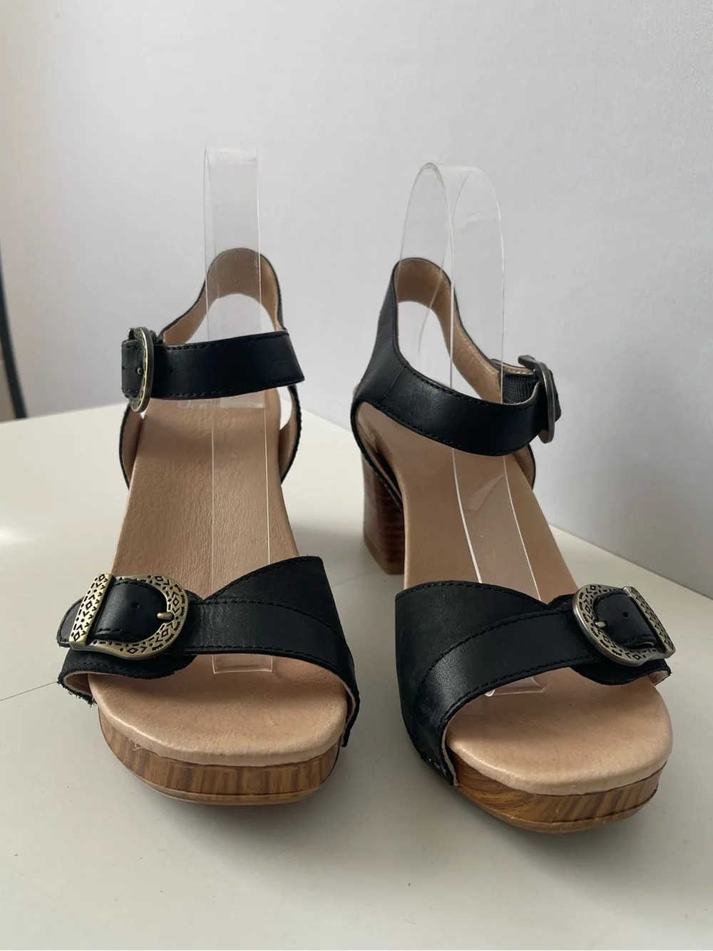 Dansko Anna Block Heel Sandal Black Leather 38